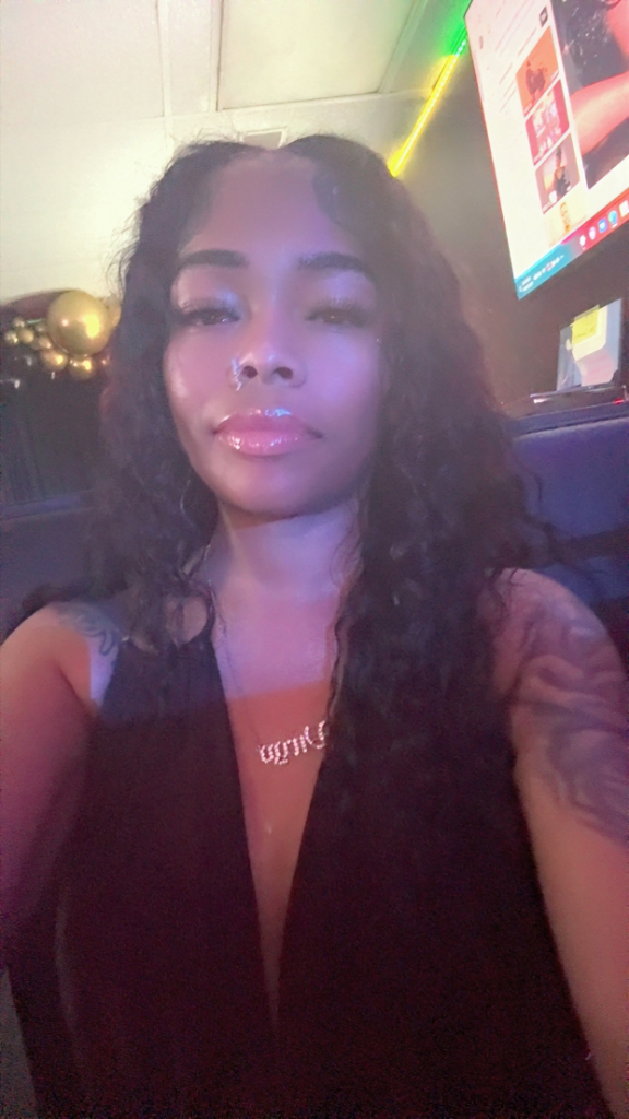 Keelee, 42